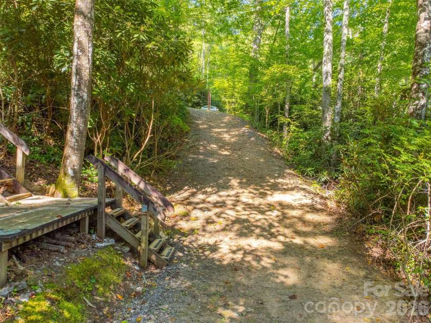 283 Briggs Cove Road, Robbinsville, NC 28771.  MLS# CAR4370244, YatesRealty ID 15545. 