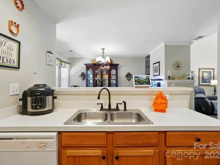 7671 Bluff Point Lane, Denver, NC 28037.  MLS# CAR4263184, YatesRealty ID 15546. 