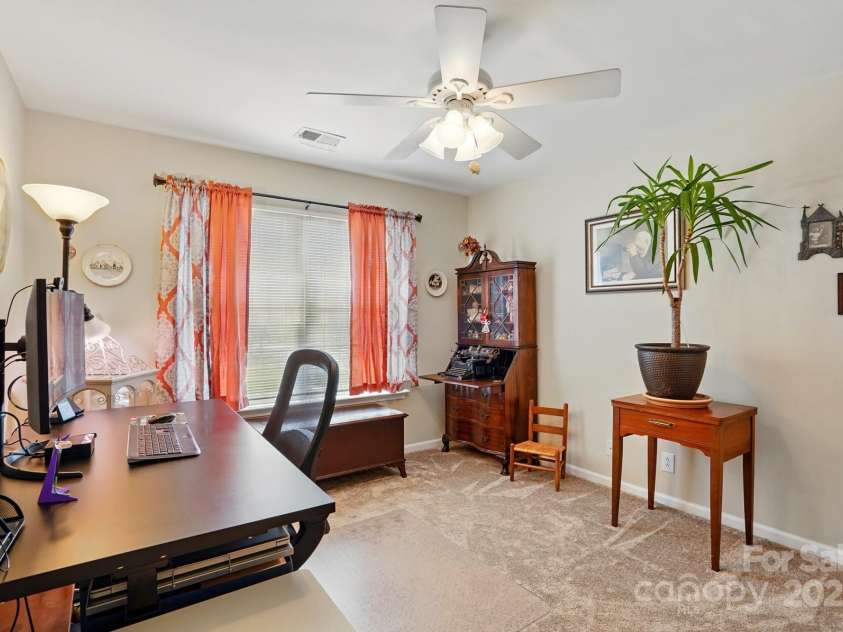 7671 Bluff Point Lane, Denver, NC 28037.  MLS# CAR4263184, YatesRealty ID 15546. 