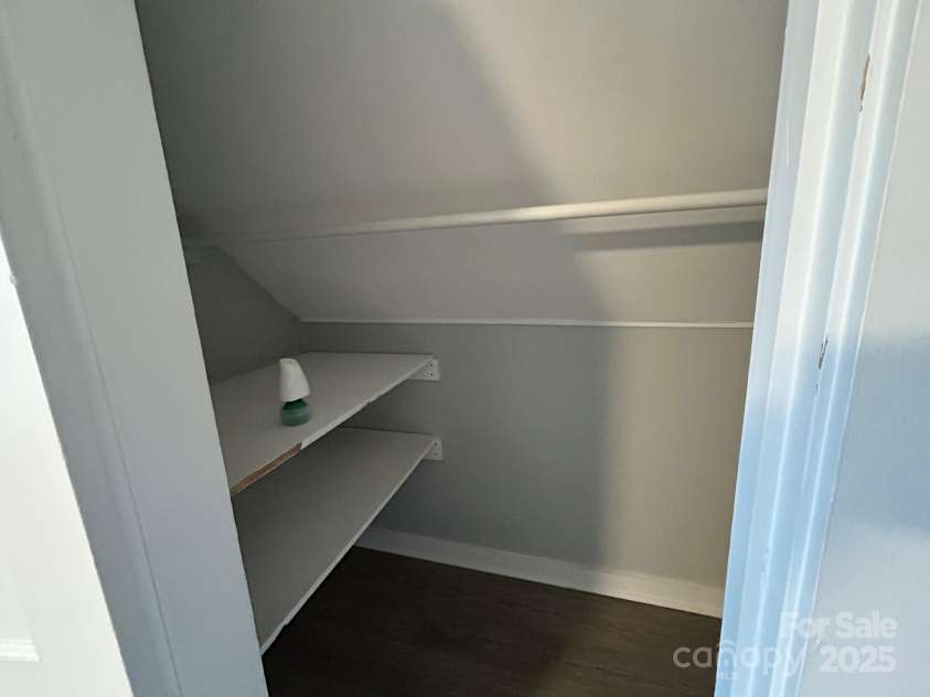 121 11th Street, Oakboro, NC 28129.  MLS# CAR4247731, YatesRealty ID 15547. 