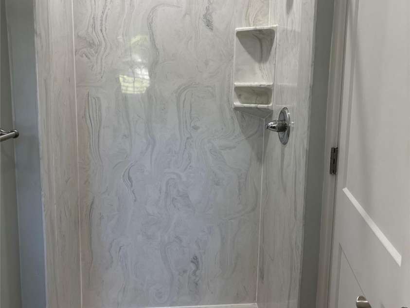 121 11th Street, Oakboro, NC 28129.  MLS# CAR4247731, YatesRealty ID 15547. 