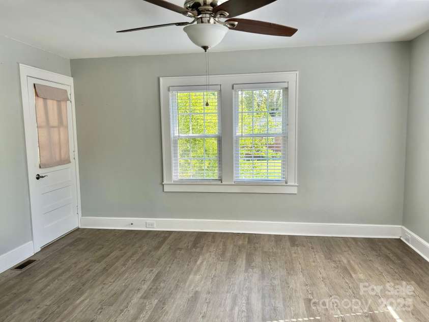 121 11th Street, Oakboro, NC 28129.  MLS# CAR4247731, YatesRealty ID 15547. Primary Bedroom