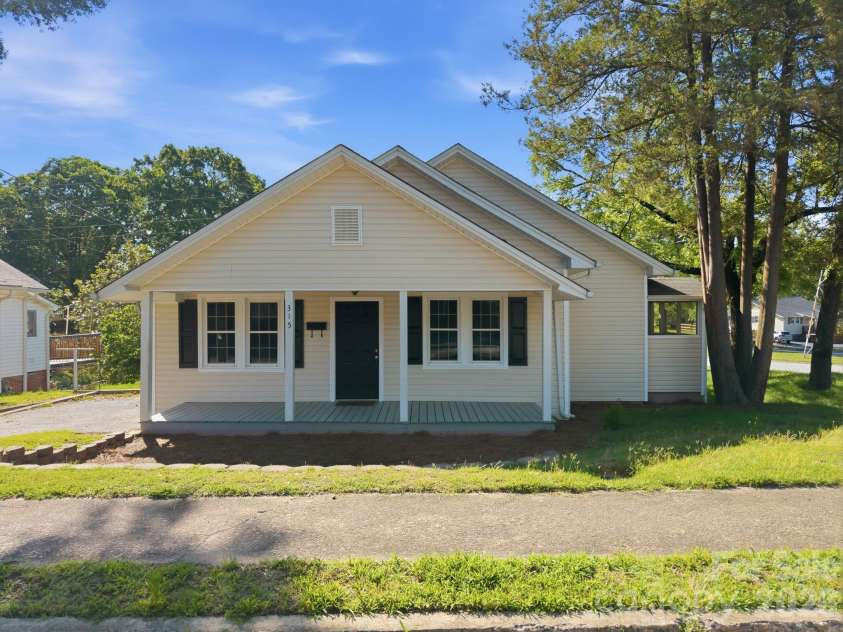 315 Rose Avenue, Kannapolis, NC 28083.  MLS# CAR4393460, YatesRealty ID 15548. 