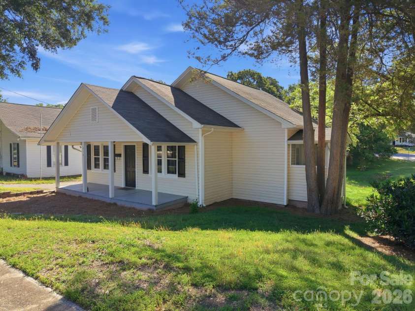 315 Rose Avenue, Kannapolis, NC 28083.  MLS# CAR4393460, YatesRealty ID 15548. 