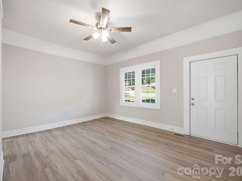 315 Rose Avenue, Kannapolis, NC 28083.  MLS# CAR4393460, YatesRealty ID 15548. 
