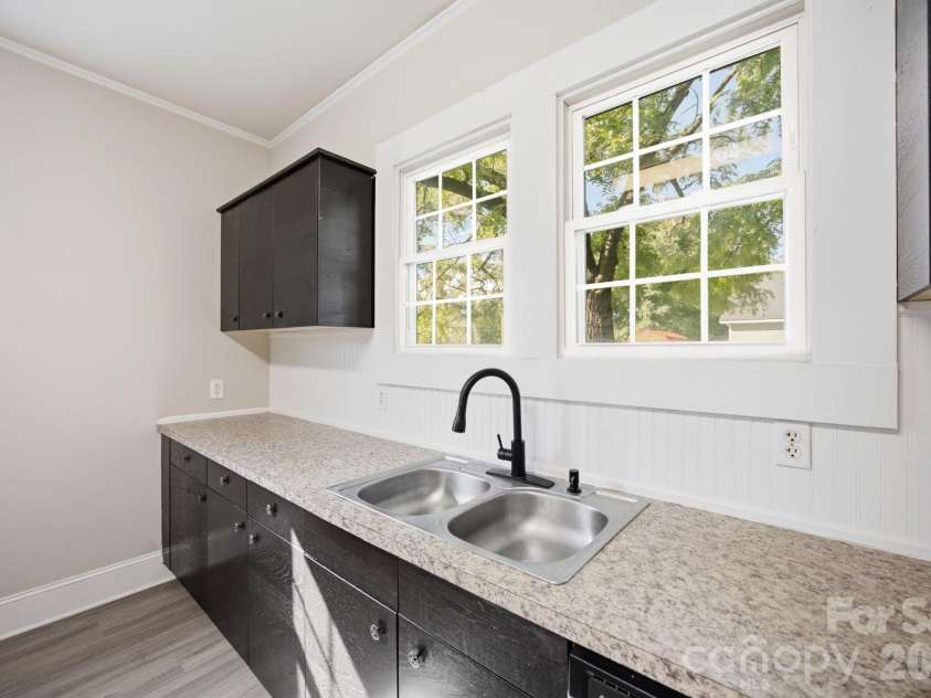 315 Rose Avenue, Kannapolis, NC 28083.  MLS# CAR4393460, YatesRealty ID 15548. 