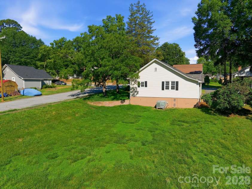 315 Rose Avenue, Kannapolis, NC 28083.  MLS# CAR4393460, YatesRealty ID 15548. 