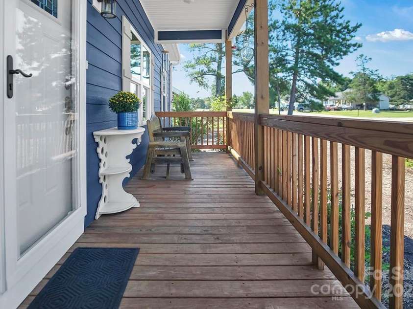 5016 Old Pine Lane, Cherryville, NC 28021.  MLS# CAR4263338, YatesRealty ID 15548. 