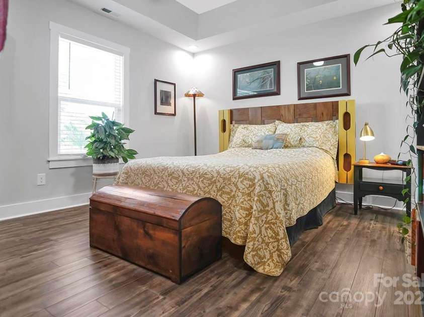 5016 Old Pine Lane, Cherryville, NC 28021.  MLS# CAR4263338, YatesRealty ID 15548. 