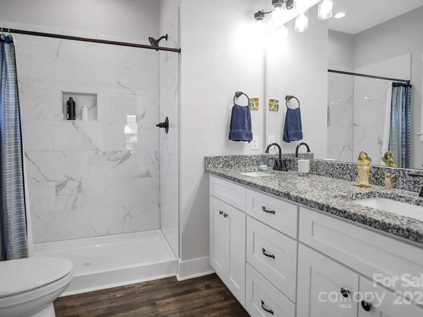 5016 Old Pine Lane, Cherryville, NC 28021.  MLS# CAR4263338, YatesRealty ID 15548. 