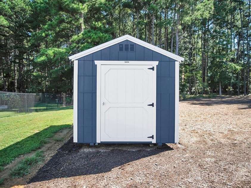 5016 Old Pine Lane, Cherryville, NC 28021.  MLS# CAR4263338, YatesRealty ID 15548. 