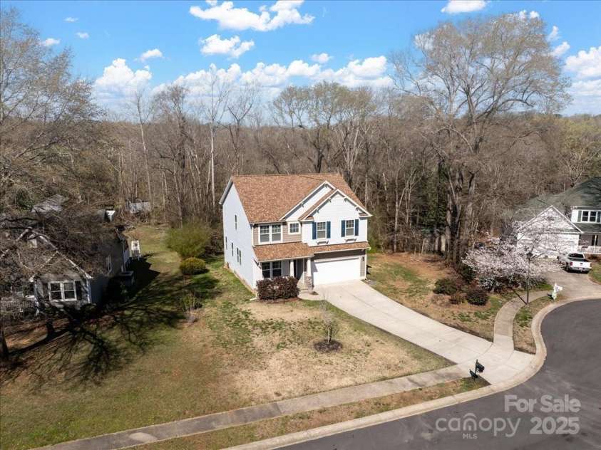 105 Elk Court, Mount Holly, NC 28120.  MLS# CAR4241695, YatesRealty ID 15549. 