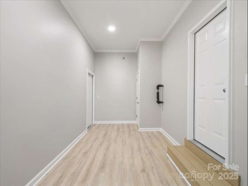 105 Elk Court, Mount Holly, NC 28120.  MLS# CAR4241695, YatesRealty ID 15549. 