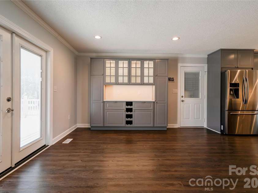 118 Crow Road, Shelby, NC 28152.  MLS# CAR4368353, YatesRealty ID 15549. Dining Room