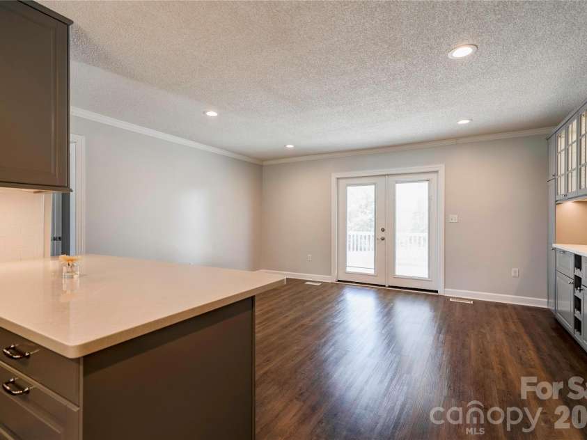 118 Crow Road, Shelby, NC 28152.  MLS# CAR4368353, YatesRealty ID 15549. Dining Room