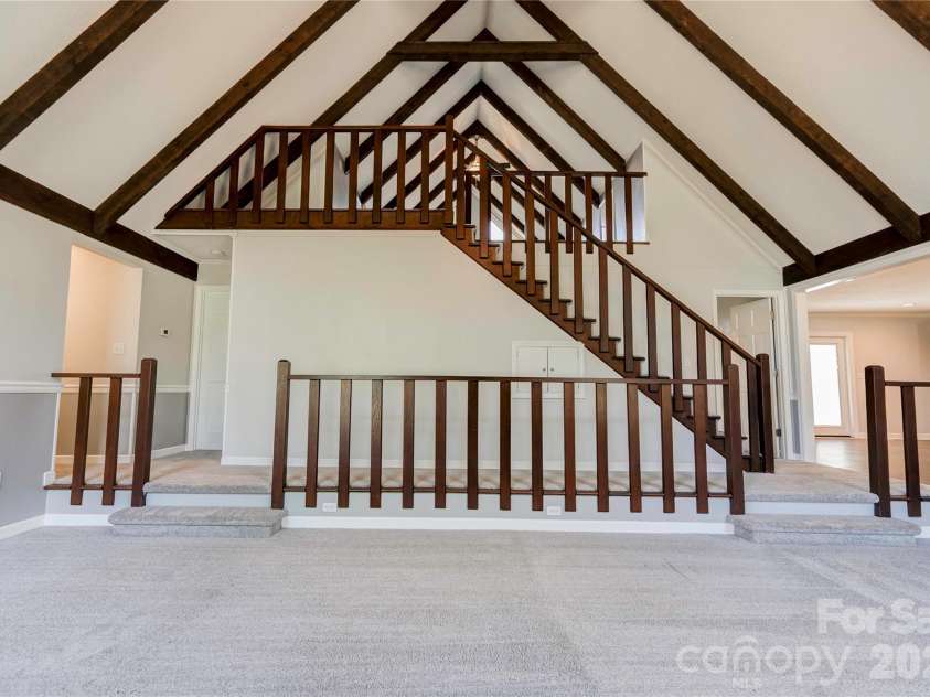 118 Crow Road, Shelby, NC 28152.  MLS# CAR4368353, YatesRealty ID 15549. Living Room