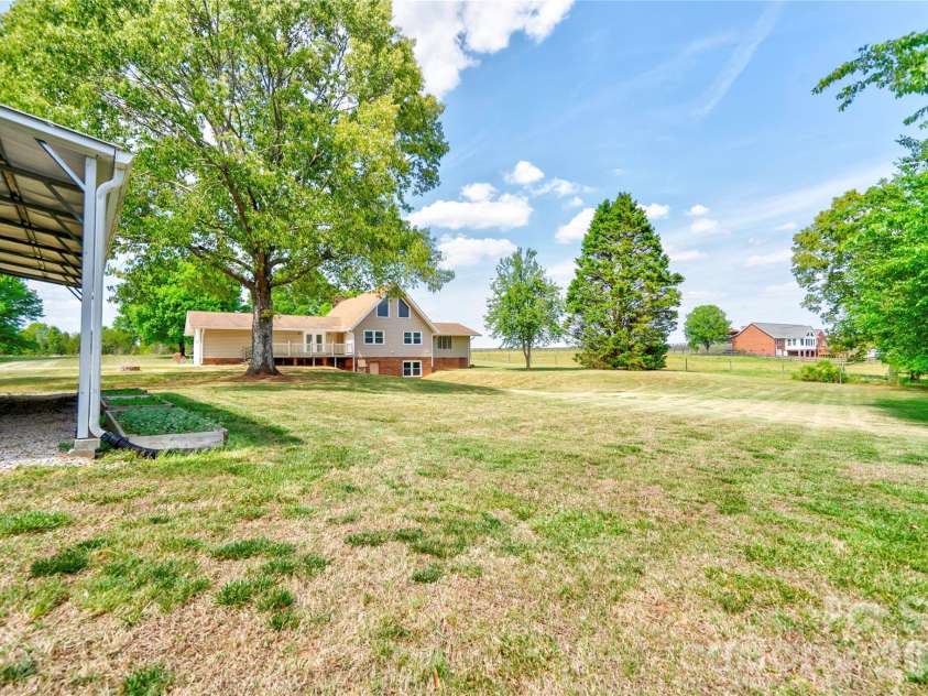 118 Crow Road, Shelby, NC 28152.  MLS# CAR4368353, YatesRealty ID 15549. Rear