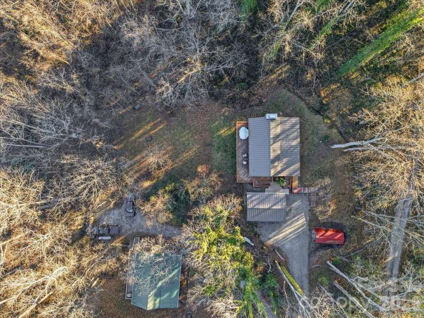 34 Greenbriar Road, Black Mountain, NC 28711.  MLS# CAR4340894, YatesRealty ID 15550. 