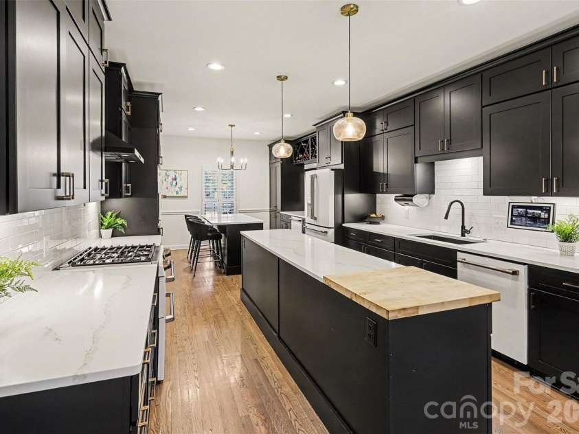 14320 Youngblood Road, Charlotte, NC 28278.  MLS# CAR4335651, YatesRealty ID 15552. 