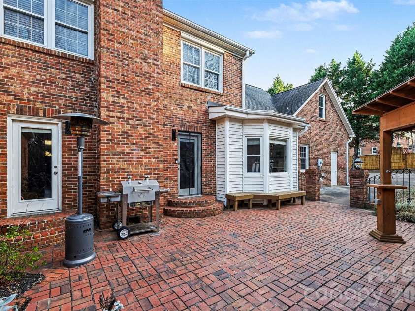 14320 Youngblood Road, Charlotte, NC 28278.  MLS# CAR4335651, YatesRealty ID 15552. 