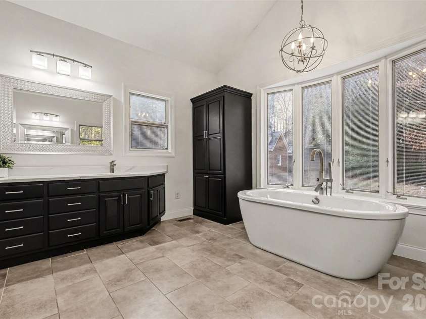 14320 Youngblood Road, Charlotte, NC 28278.  MLS# CAR4335651, YatesRealty ID 15552. 