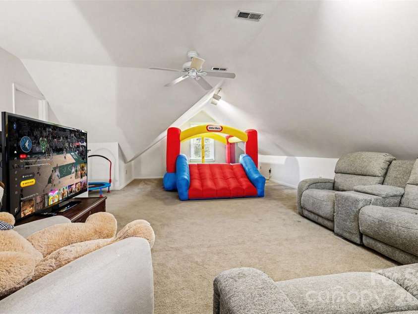14320 Youngblood Road, Charlotte, NC 28278.  MLS# CAR4335651, YatesRealty ID 15552. 