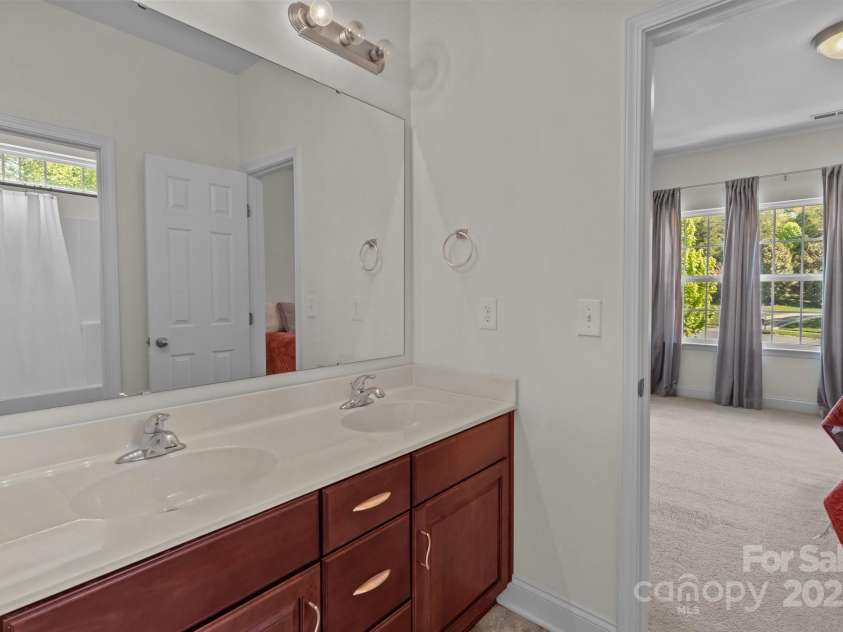 9494 Leyton Drive, Harrisburg, NC 28075.  MLS# CAR4247109, YatesRealty ID 15552. 