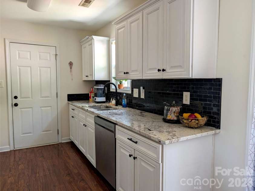 505 Azure Avenue, Albemarle, NC 28001.  MLS# CAR4365409, YatesRealty ID 15553. 