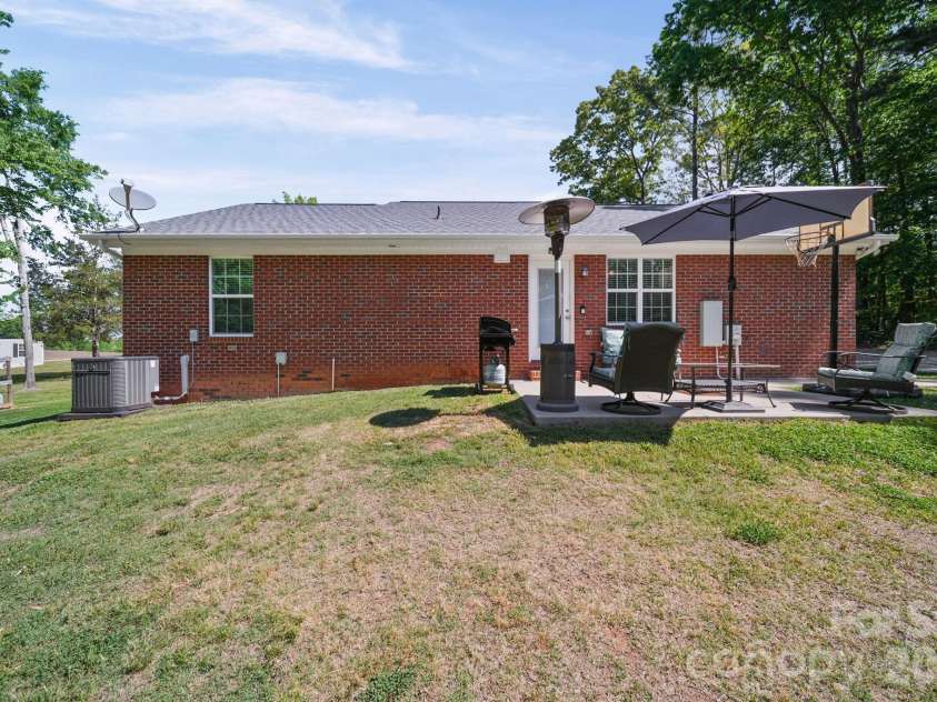 549 John Doster Road, Pageland, SC 29728.  MLS# CAR4368844, YatesRealty ID 15554. 