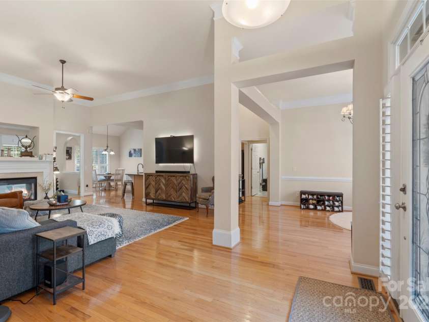 1317 Waynewood Drive, Waxhaw, NC 28173.  MLS# CAR4246001, YatesRealty ID 15555. 