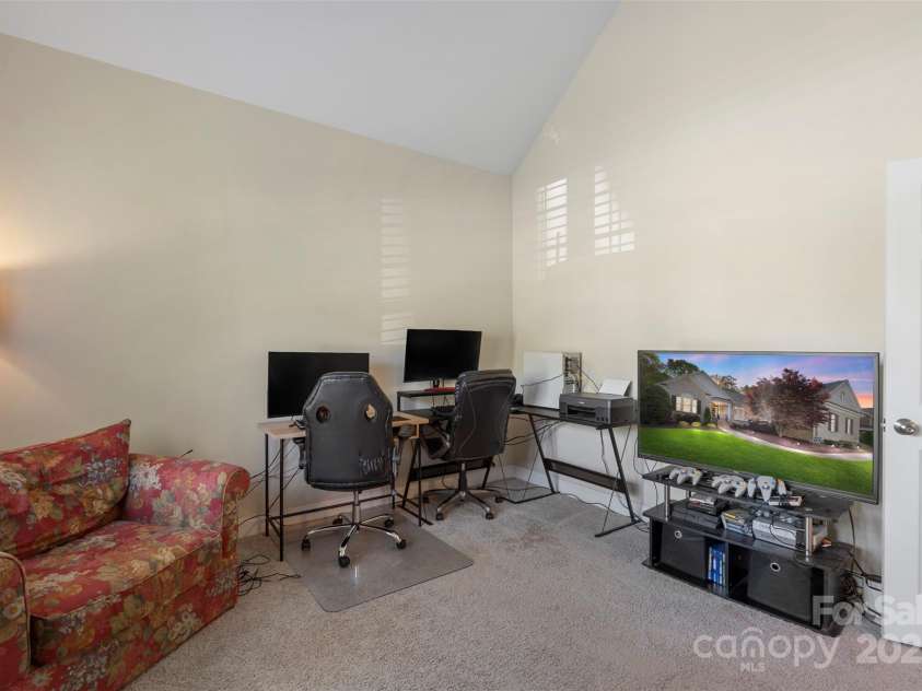 1317 Waynewood Drive, Waxhaw, NC 28173.  MLS# CAR4246001, YatesRealty ID 15555. 