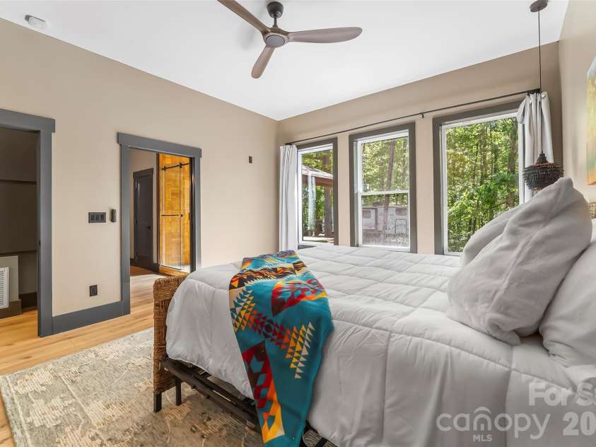 3135 Laurel Heights Drive Extension, Morganton, NC 28655.  MLS# CAR4373389, YatesRealty ID 15556. 