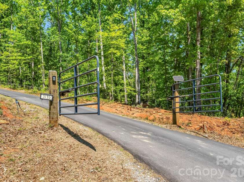 3135 Laurel Heights Drive Extension, Morganton, NC 28655.  MLS# CAR4373389, YatesRealty ID 15556. 