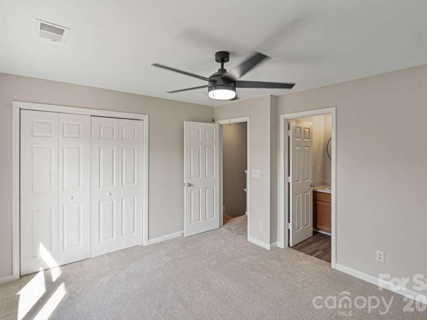 3566 Warp Street, Charlotte, NC 28205.  MLS# CAR4368738, YatesRealty ID 15557. 