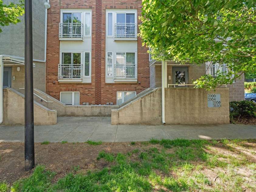 3566 Warp Street, Charlotte, NC 28205.  MLS# CAR4368738, YatesRealty ID 15557. 