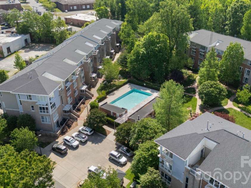 3566 Warp Street, Charlotte, NC 28205.  MLS# CAR4368738, YatesRealty ID 15557. Community pool