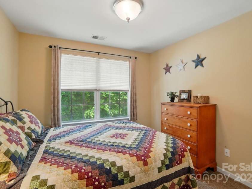 541 River Park Road, Belmont, NC 28012.  MLS# CAR4257867, YatesRealty ID 15557. 
