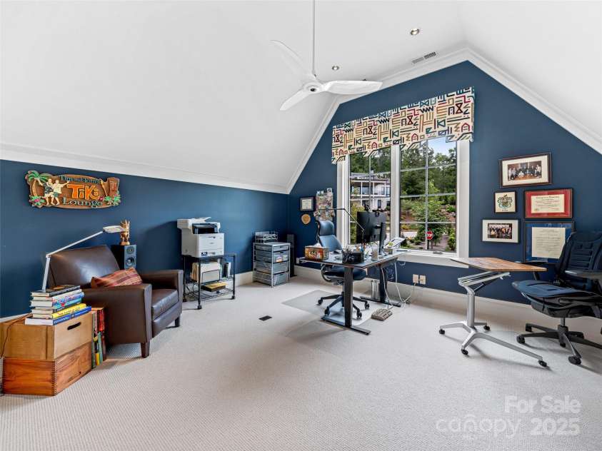 3 Bayonne Trail, Asheville, NC 28804.  MLS# CAR4262687, YatesRealty ID 1556. Upper floor 3rd Guest  Bedroom/Office/Craft space