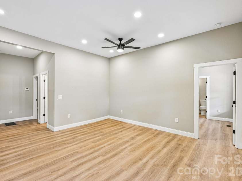 748 Efird Street, Albemarle, NC 28001.  MLS# CAR4392274, YatesRealty ID 1556. Dining room