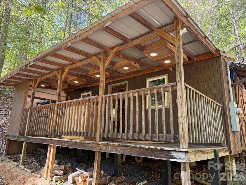 942 Fisher Branch Road, Marshall, NC 28753.  MLS# CAR4373818, YatesRealty ID 15560. 