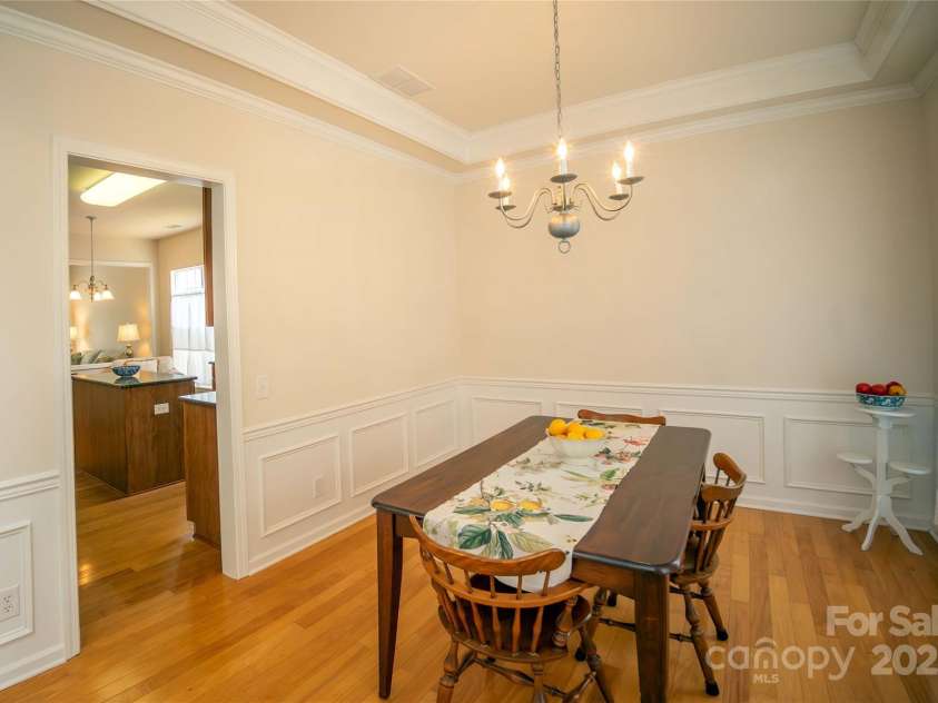 6310 Highland Commons Road, Charlotte, NC 28269.  MLS# CAR4257326, YatesRealty ID 15562. 