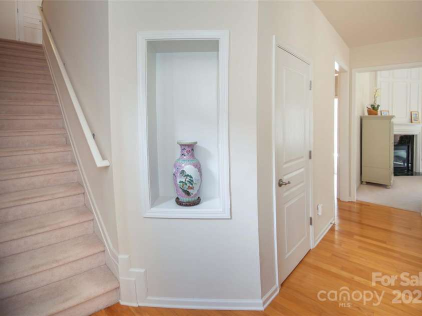 6310 Highland Commons Road, Charlotte, NC 28269.  MLS# CAR4257326, YatesRealty ID 15562. 