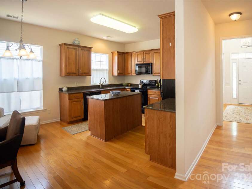 6310 Highland Commons Road, Charlotte, NC 28269.  MLS# CAR4257326, YatesRealty ID 15562. 