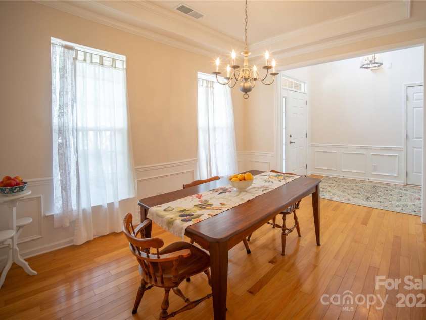 6310 Highland Commons Road, Charlotte, NC 28269.  MLS# CAR4257326, YatesRealty ID 15562. 