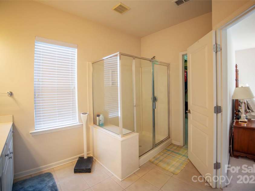 6310 Highland Commons Road, Charlotte, NC 28269.  MLS# CAR4257326, YatesRealty ID 15562. 