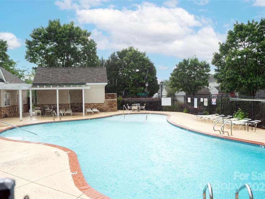 6310 Highland Commons Road, Charlotte, NC 28269.  MLS# CAR4257326, YatesRealty ID 15562. 