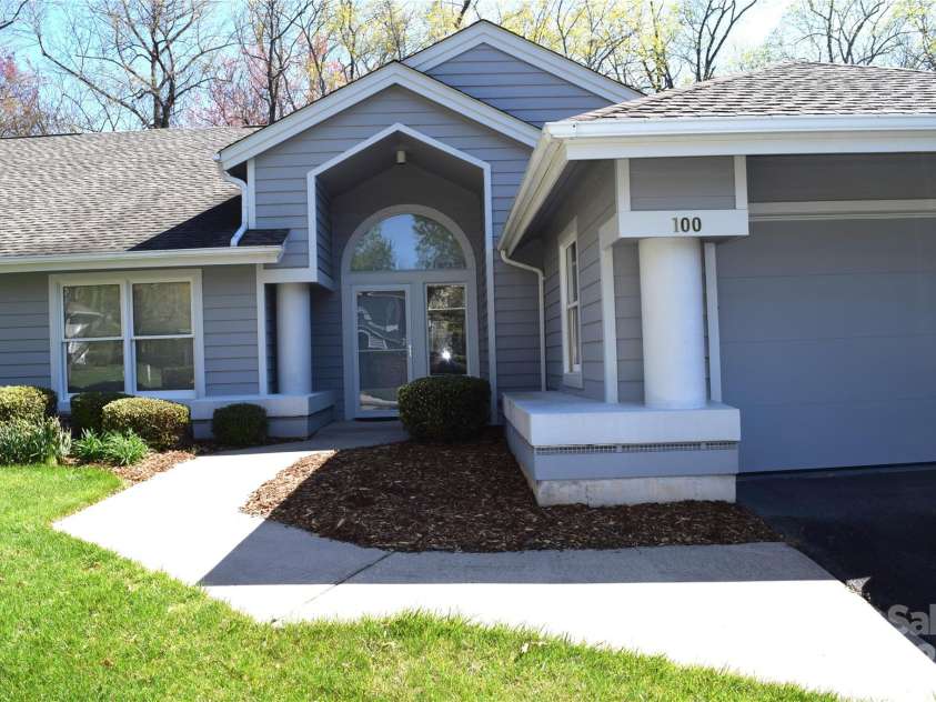 100 Meadowind Court, Waynesville, NC 28786.  MLS# CAR4246953, YatesRealty ID 15563. 