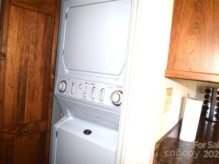 100 Meadowind Court, Waynesville, NC 28786.  MLS# CAR4246953, YatesRealty ID 15563. 