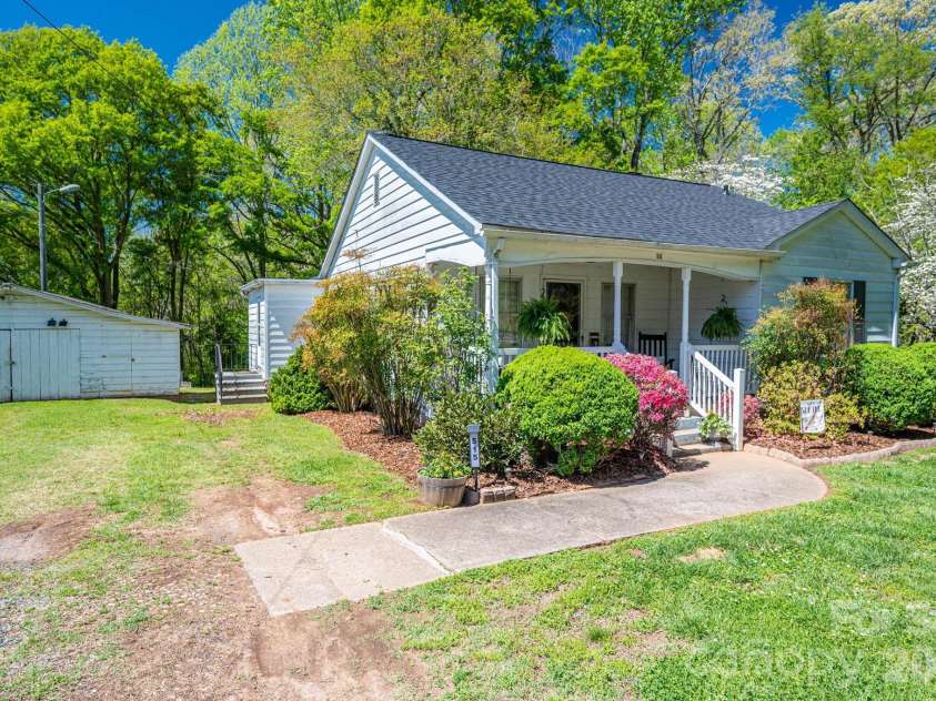 515 Polkville Road, Shelby, NC 28150.  MLS# CAR4367669, YatesRealty ID 15563. 