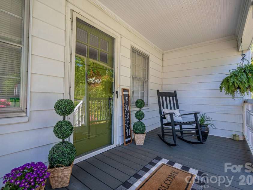 515 Polkville Road, Shelby, NC 28150.  MLS# CAR4367669, YatesRealty ID 15563. 